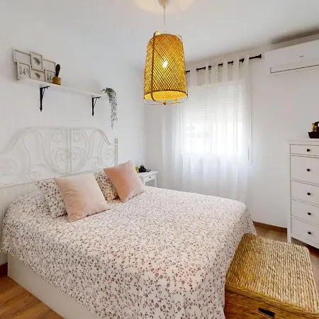 Amazing Center With 2 *